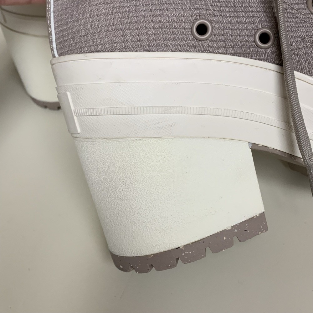 Converse Chuck 70 De Luxe Shoes Women's 6 Gray White Chunky Heel Platform Boots - Picture 10 of 16